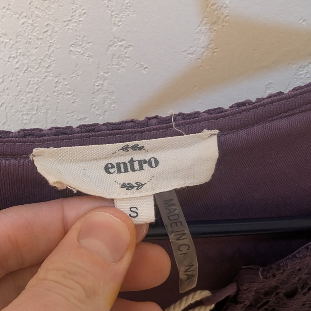 Entro Elegant Purple Lace Dress Size Small - Picture 4 of 8